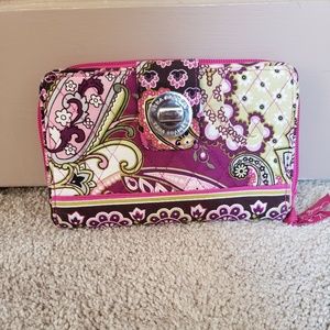Vera bradley wallet.